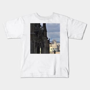 Cathedrals. Barcelona Kids T-Shirt